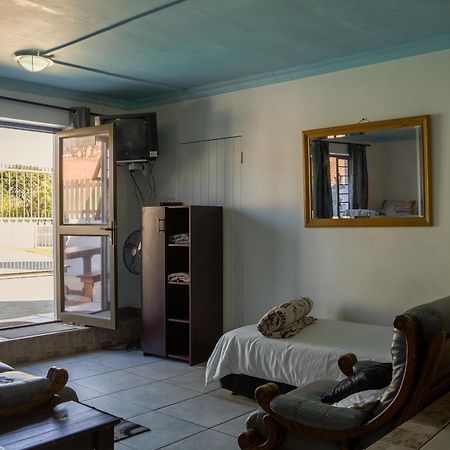 Tyday Accommodation ポート・エリザベス エクステリア 写真