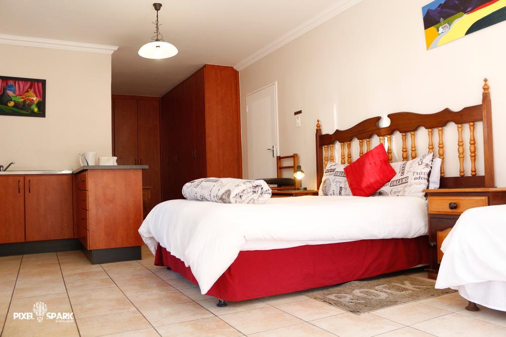 Tyday Accommodation ポート・エリザベス エクステリア 写真